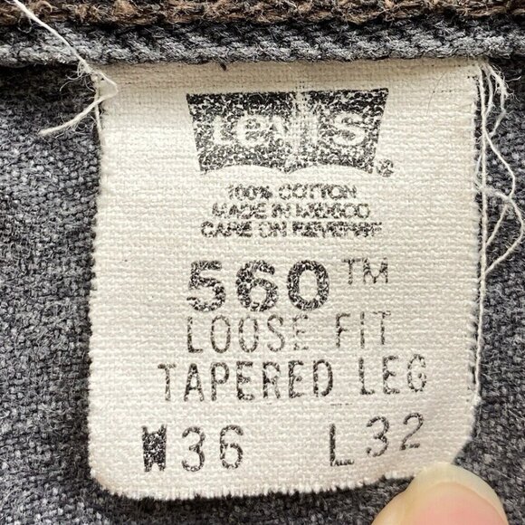 Vintage Levis 560 Jeans Mens 34x32 Faded Black Loose Fit Tapered Leg Skater Y2K - Picture 7 of 15